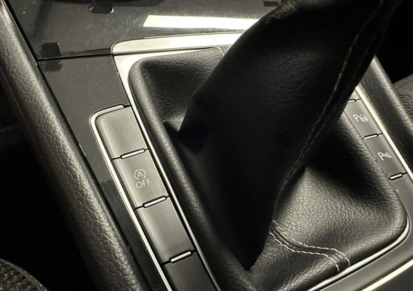 Volkswagen Golf cena 39999 przebieg: 270748, rok produkcji 2014 z Tuchów małe 301